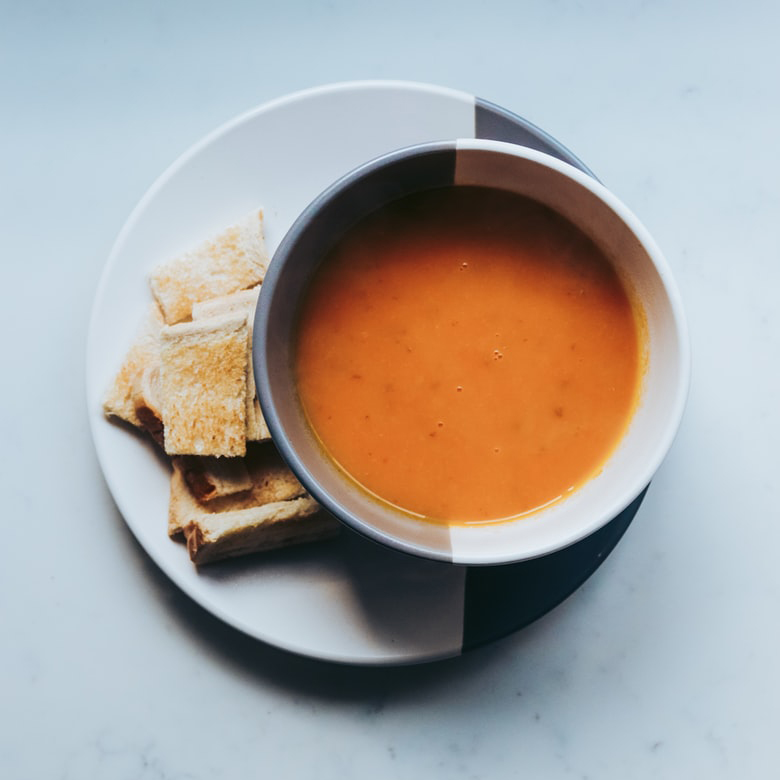 https://thesweetpotato.ca/wp-content/uploads/2019/09/Hubbard-Squash-and-Coconut-Soup.jpeg