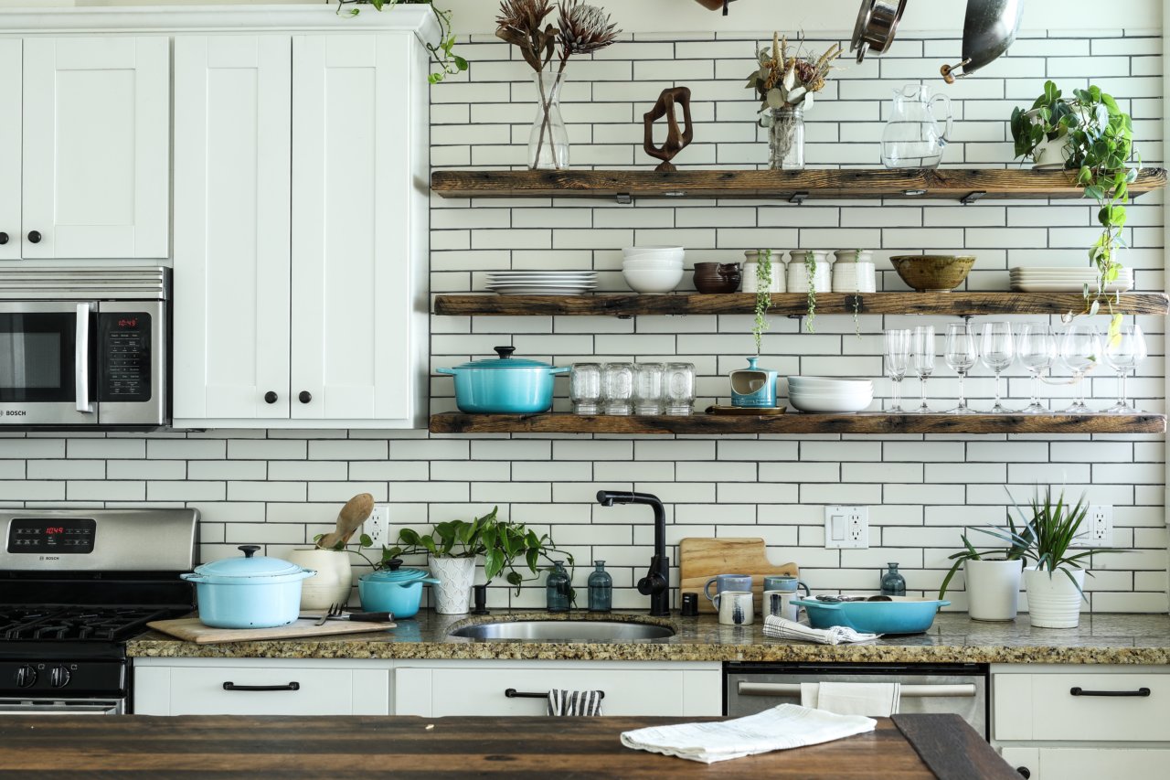 https://thesweetpotato.ca/wp-content/uploads/2021/05/edgar-castrejon-CX8ooha2yLA-unsplash-1280x853.jpg