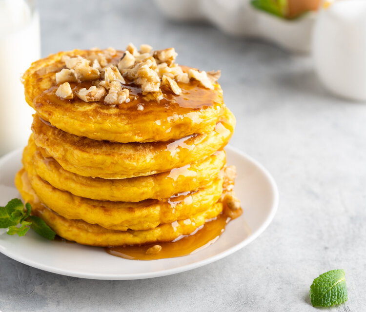 https://thesweetpotato.ca/wp-content/uploads/2024/09/Carrot-Pancake-750x640.jpg